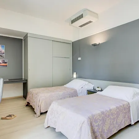 Ivano 3* Rimini