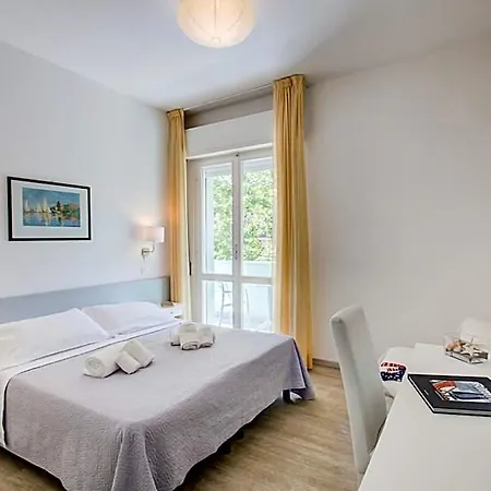 Ivano Hotel 3*