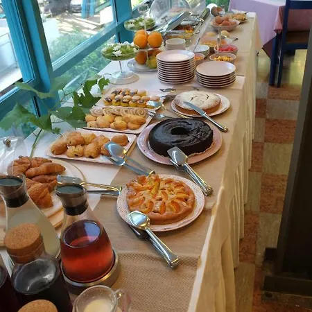 伊万诺酒店 里米尼